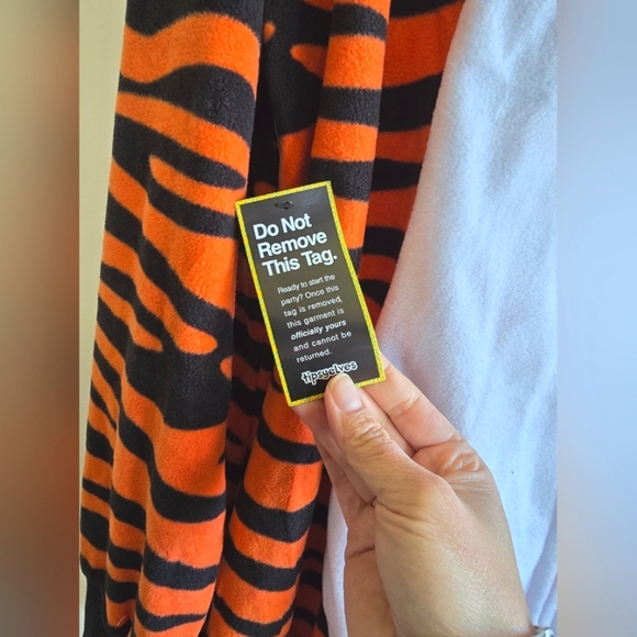 NWT! Tipsy Elves, Men's/Unisex Tiger Costume, Size XXL -MSRP $79.95 - Picture 12 of 15